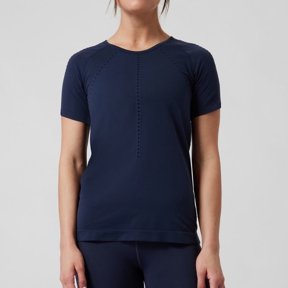 Athleta Foothill Seamless Short Sleeve Tee-Navy Blue-Size Medium-Gym/Activewear